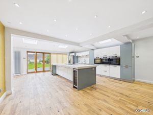 Photo 5- click for photo gallery